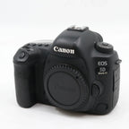 Canon EOS 5D Mark IV body used
