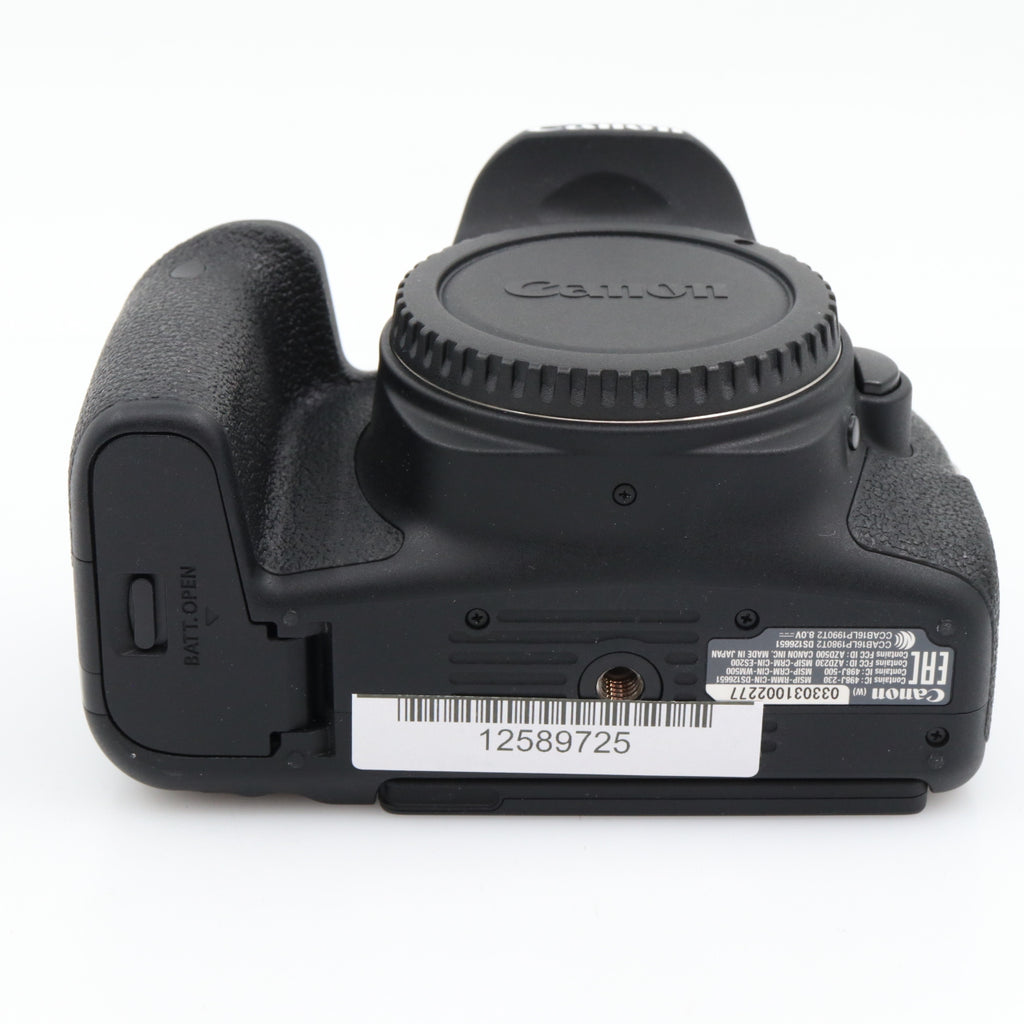 Canon EOS 77D body used