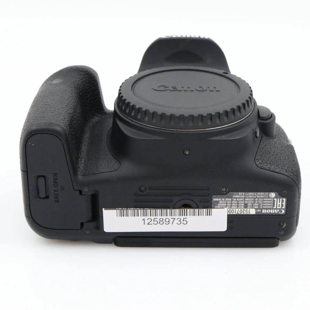 Canon EOS 77D body used