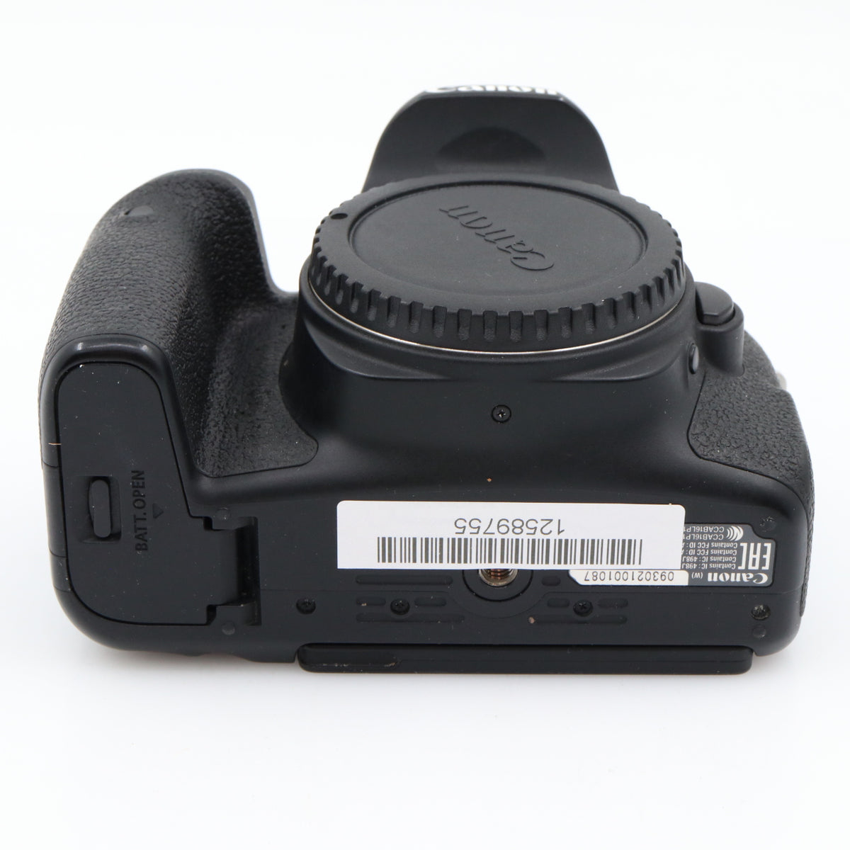Canon EOS 77D body used