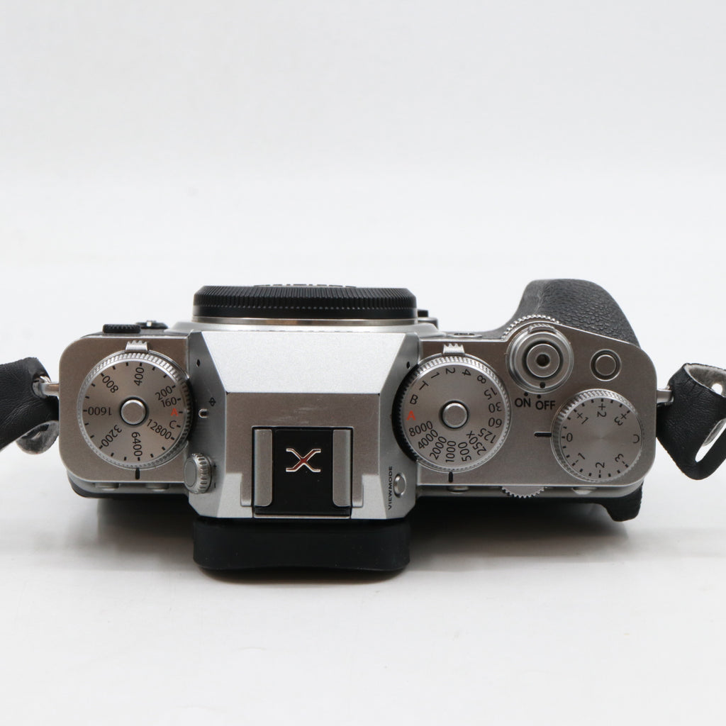 Fujifilm X-T4 Gehäuse silber gebraucht