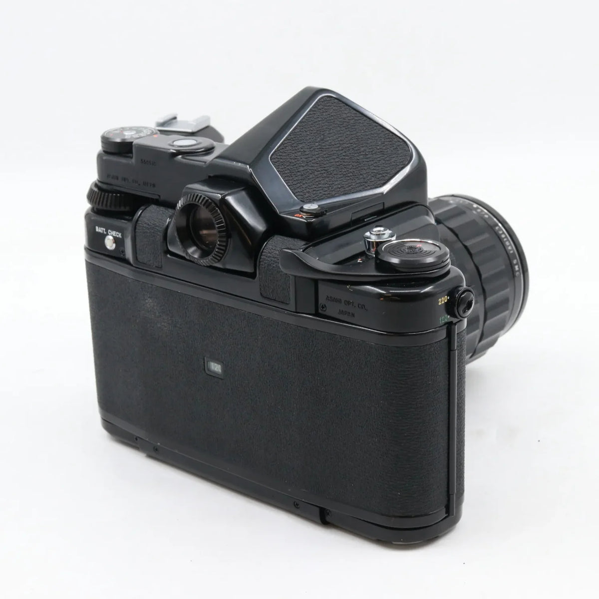 Pentax 6x7 body + SMC Takumar 105mm f/2.4 + handle used