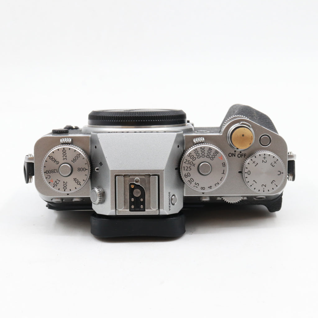 Fujifilm X-T5 body silver used