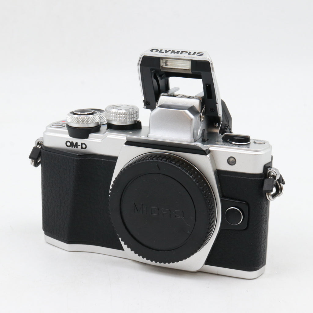 Olympus OM-D E-M10 mark II body silver used