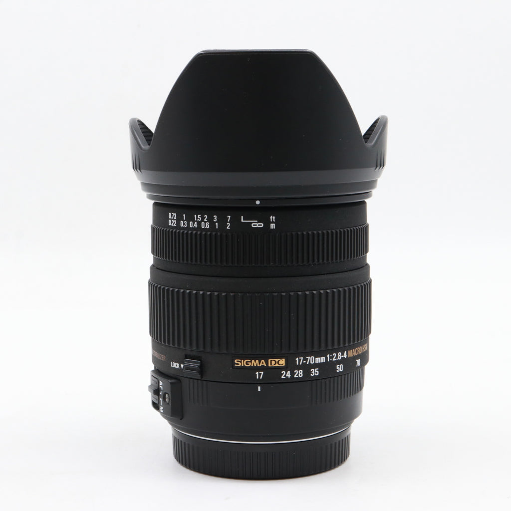 Sigma 17-70mm f/2.8-4 DC Macro OS HSM Canon used