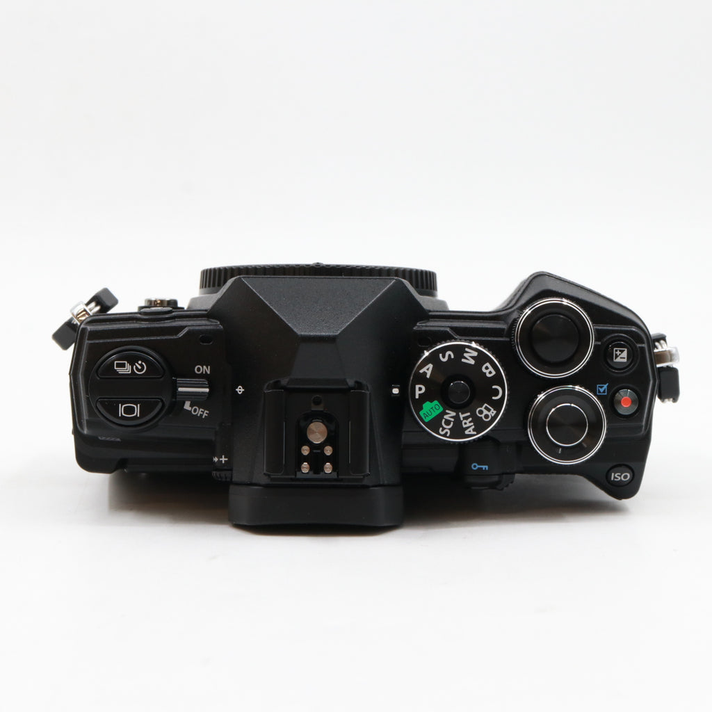 OM SYSTEM OM-5 body used