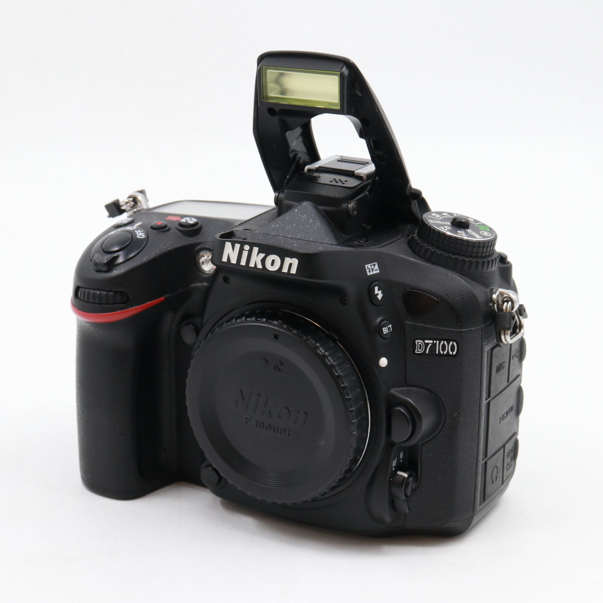 Nikon D7100 body used