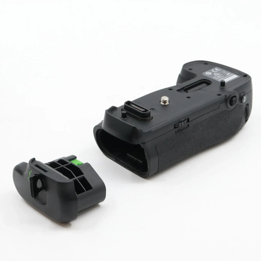 Nikon MB-D18 batterygrip gebraucht
