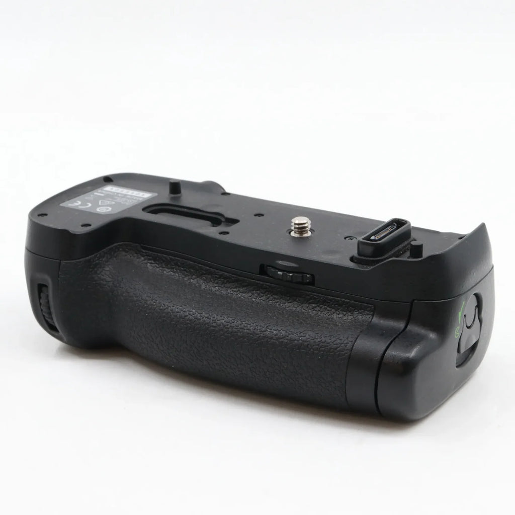 Nikon MB-D18 batterygrip gebraucht