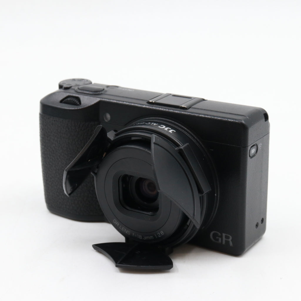 Ricoh GR III used