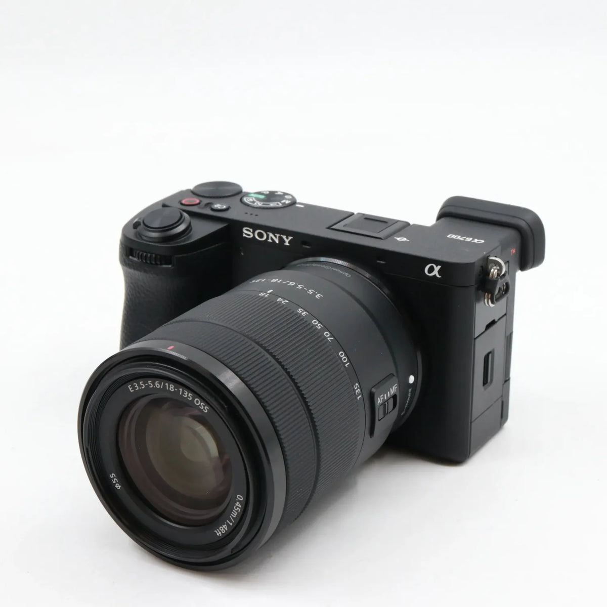 Sony A6700 + 18-135mm used