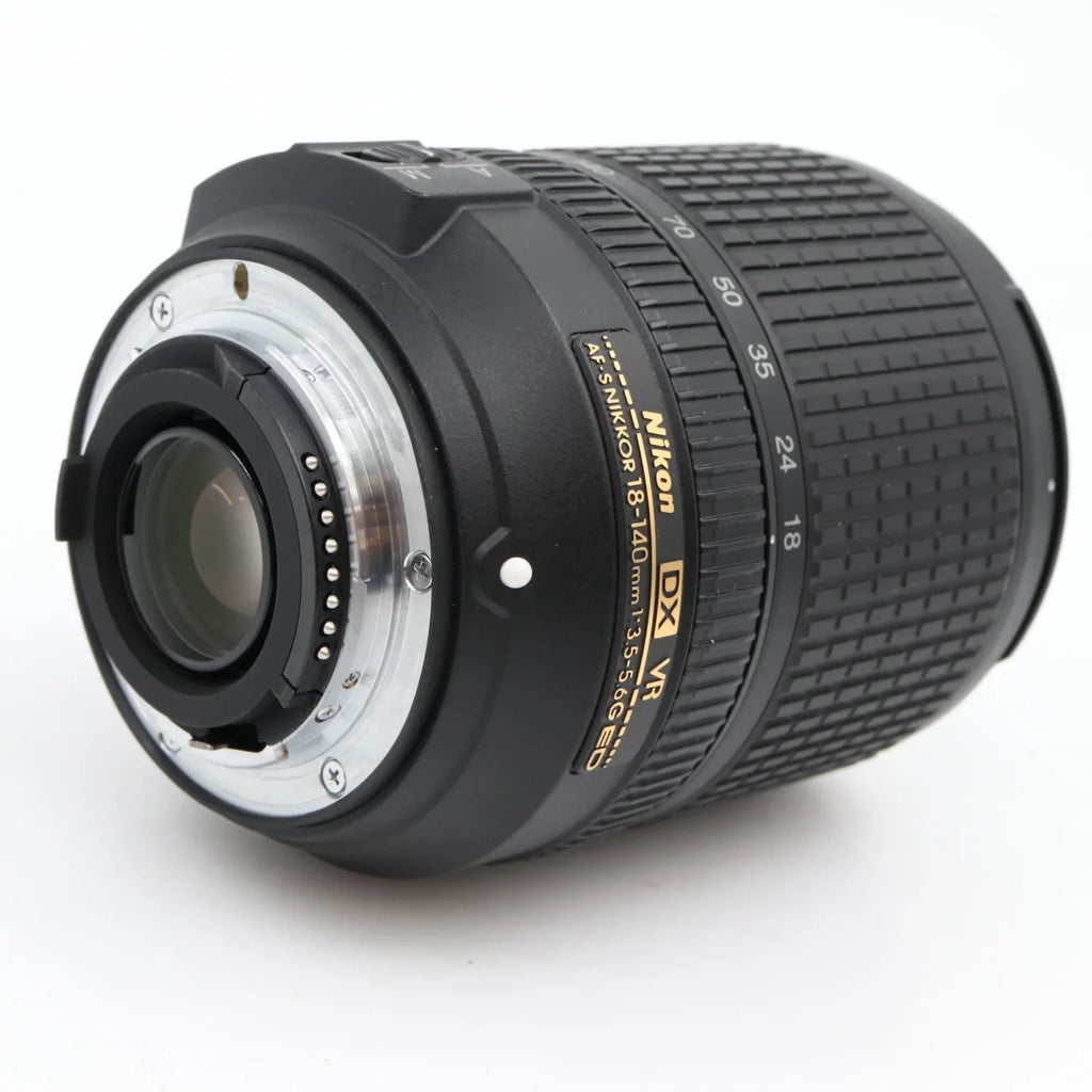 Nikon AF-S 18-140mm f/3.5-5.6G ED VR DX gebraucht