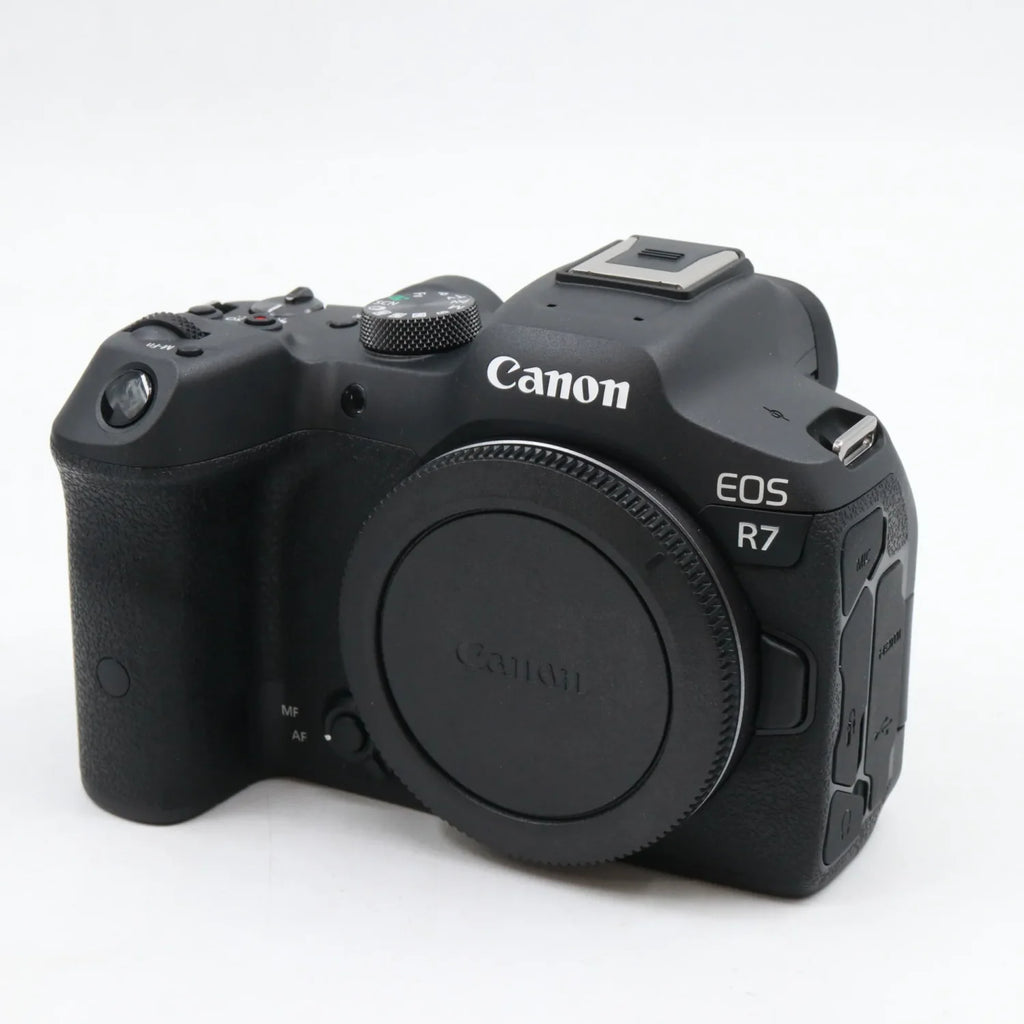 Canon EOS R7 body used