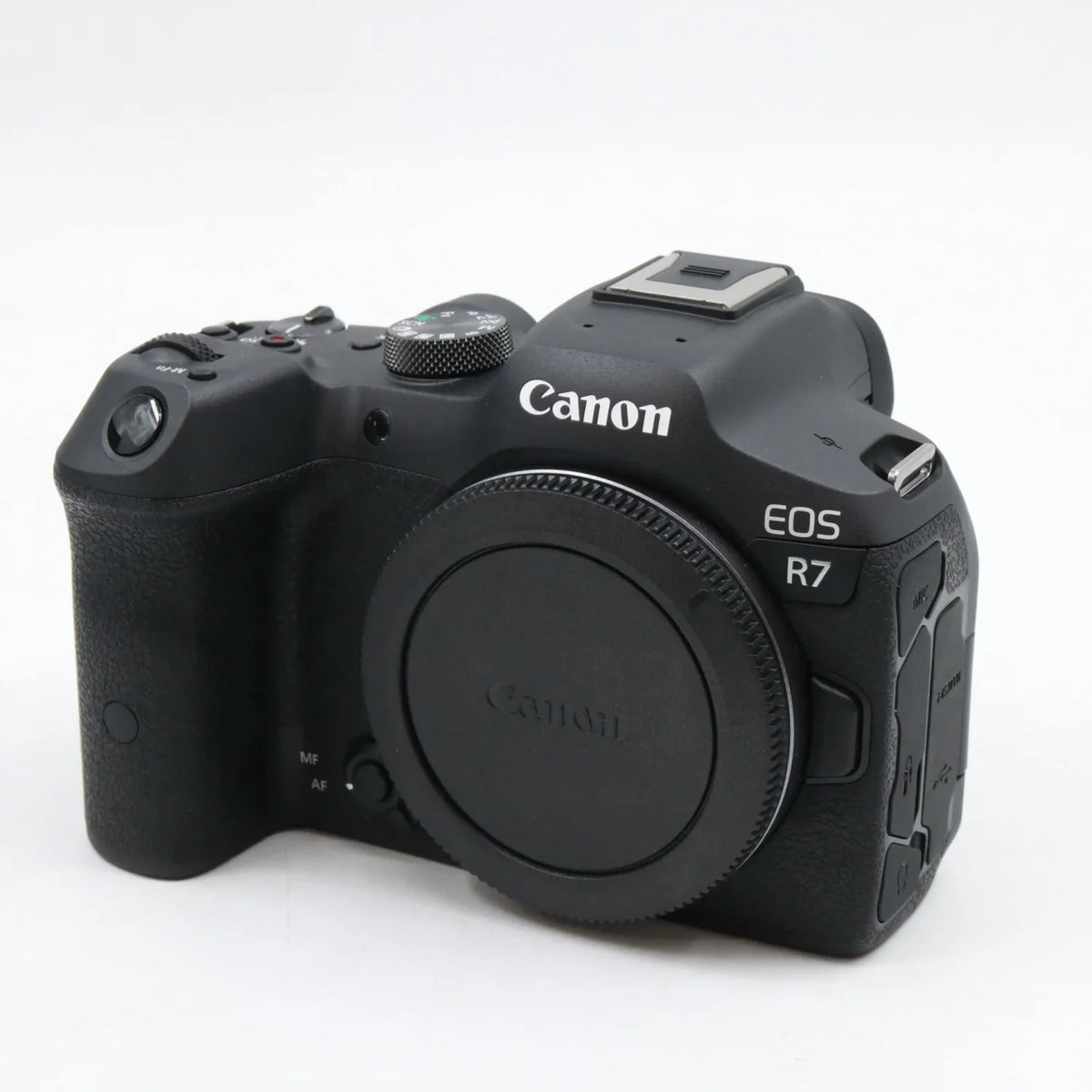 Canon EOS R7 body used