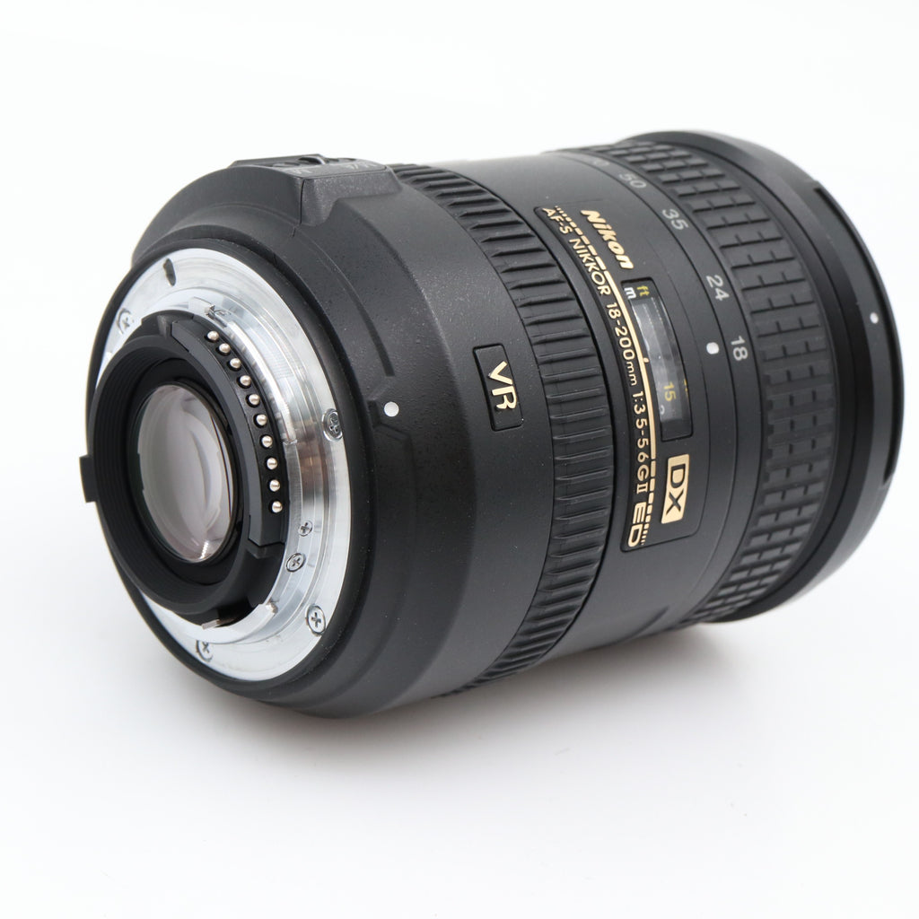 Nikon AF-S 18-200mm f/3.5-5.6G ED DX VR II gebraucht