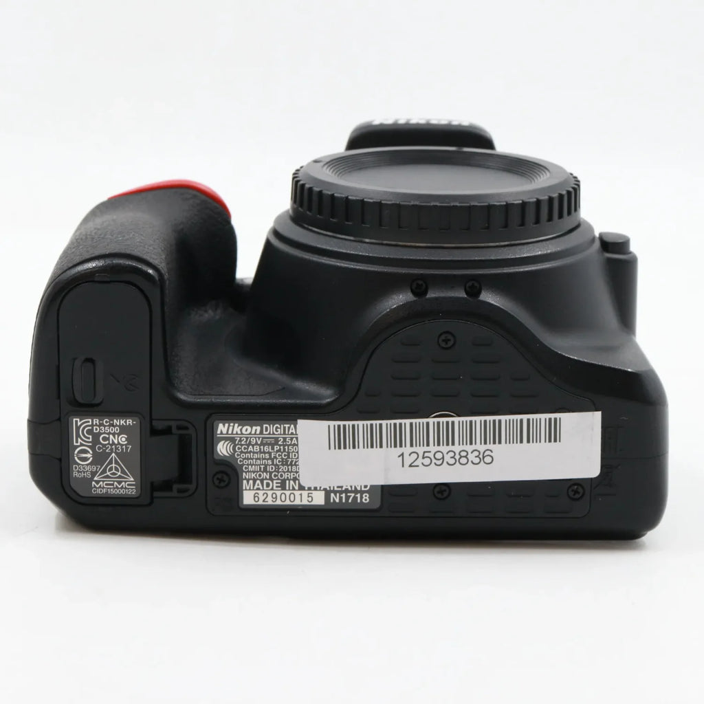 Nikon D3500 Gehäuse gebraucht