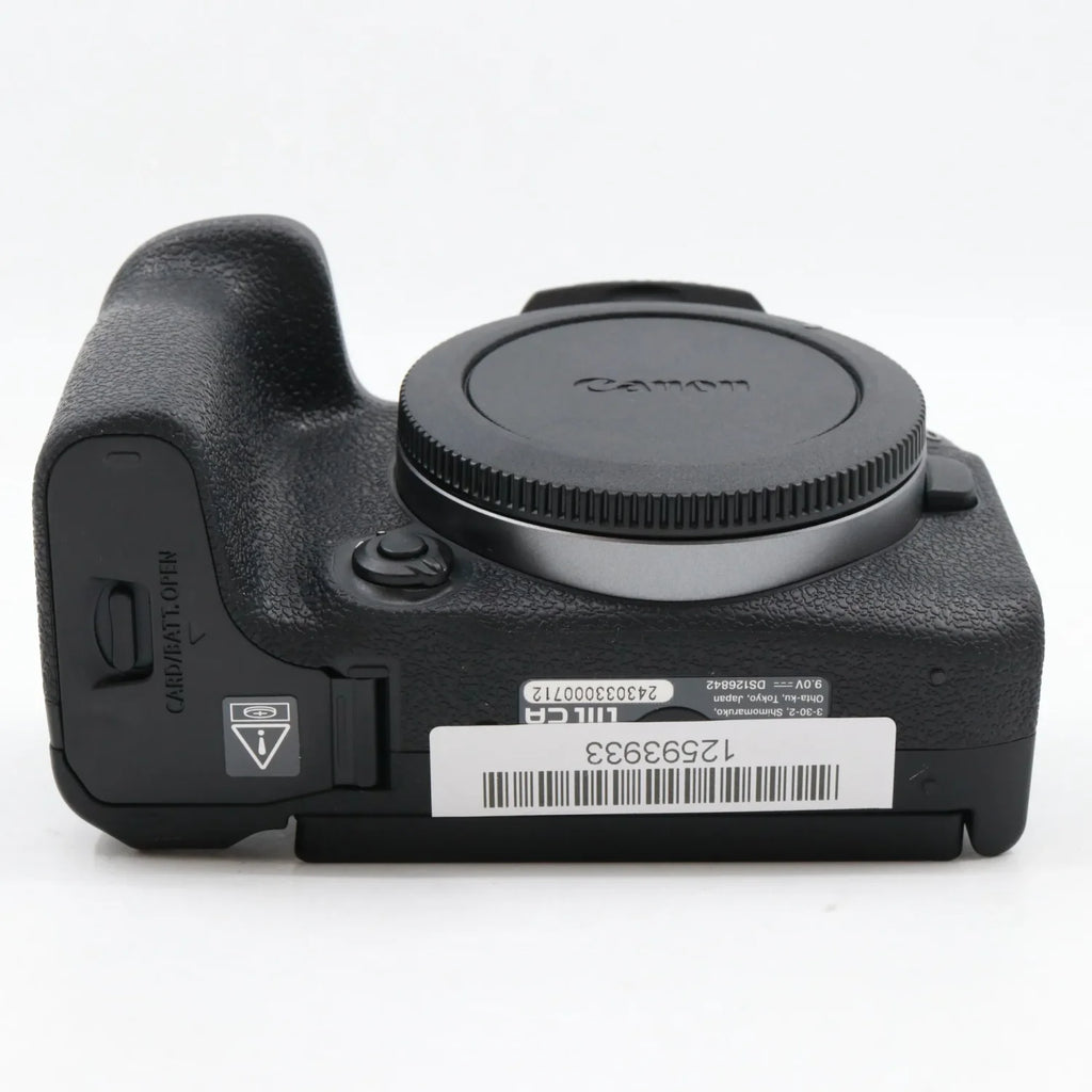 Canon EOS R10 body used