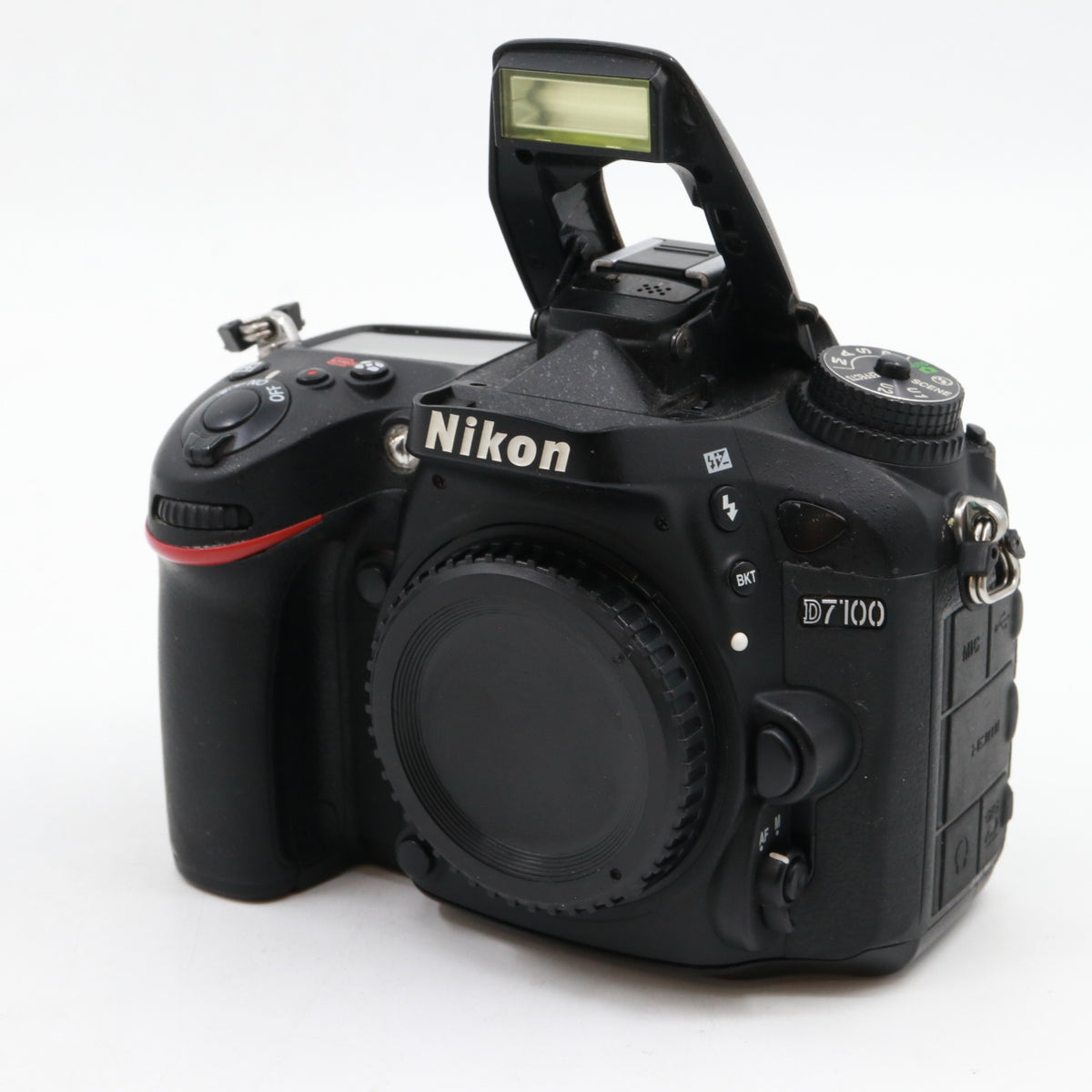 Nikon D7100 body used
