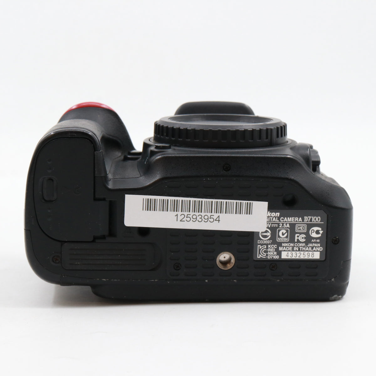 Nikon D7100 body used