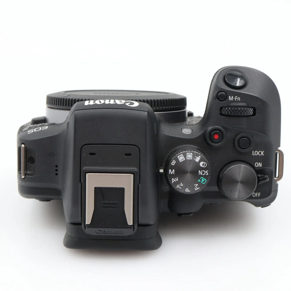 Canon EOS R10 body used