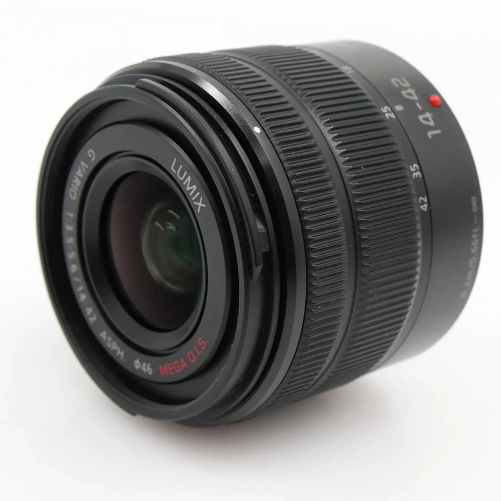 Panasonic Lumix G Vario 14-42mm f/3.5-5.6 HD ASPH. Mega OIS used