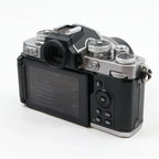 Nikon Z fc + Z DX 16-50mm f/3.5-6.3 VR silber gebraucht