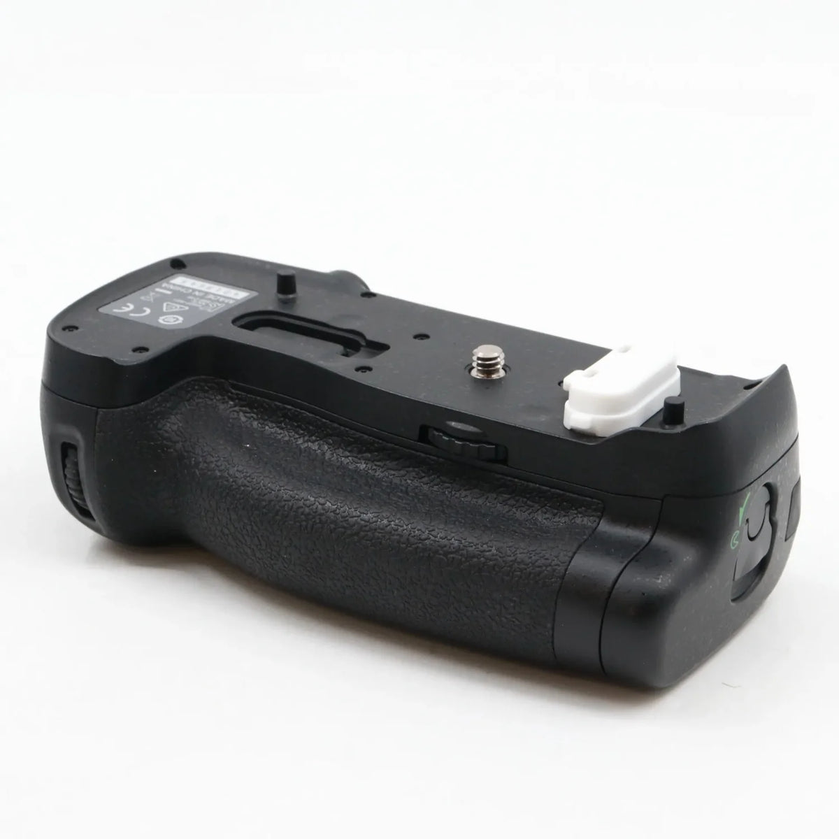 Nikon MB-D18 batterygrip used