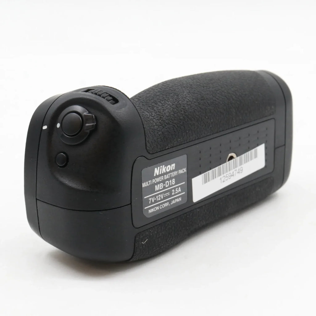 Nikon MB-D18 batterygrip used