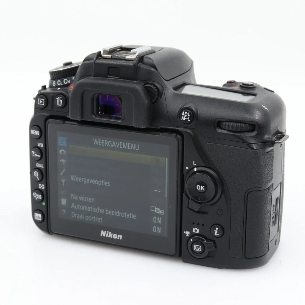 Nikon D7500 body used