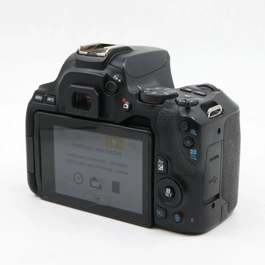 Canon EOS 250D body used