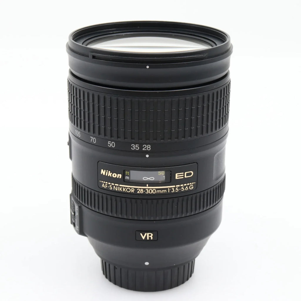 Nikon AF-S 28-300mm f/3.5-5.6G ED VR used
