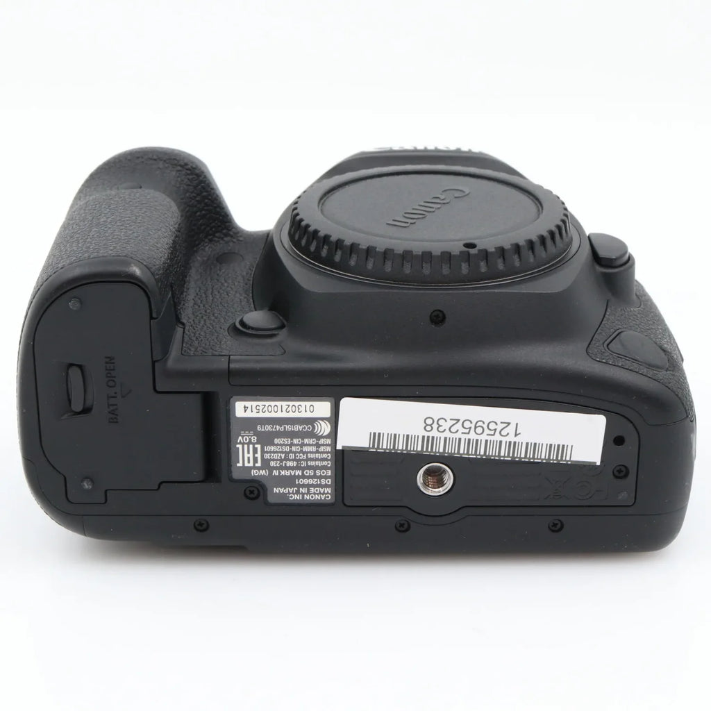 Canon EOS 5D Mark IV body used