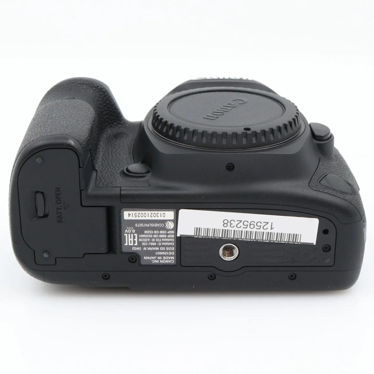 Canon EOS 5D Mark IV body used