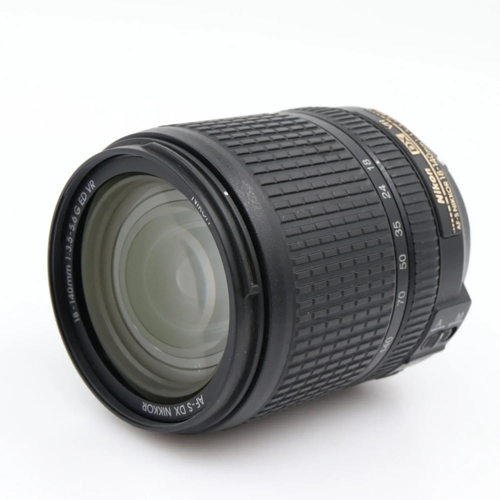 Nikon DX 18-140mm f/3.5-6.3 VR gebraucht