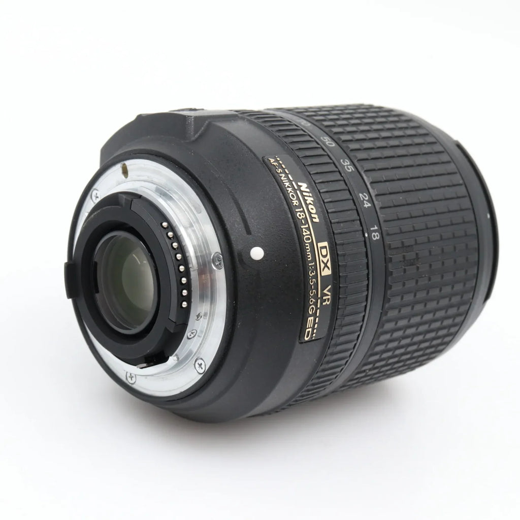 Nikon DX 18-140mm f/3.5-6.3 VR gebraucht