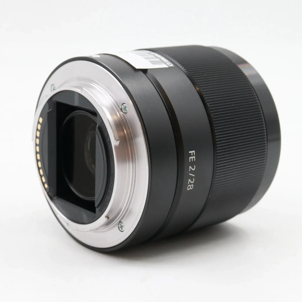 Sony FE 28mm f/2 used