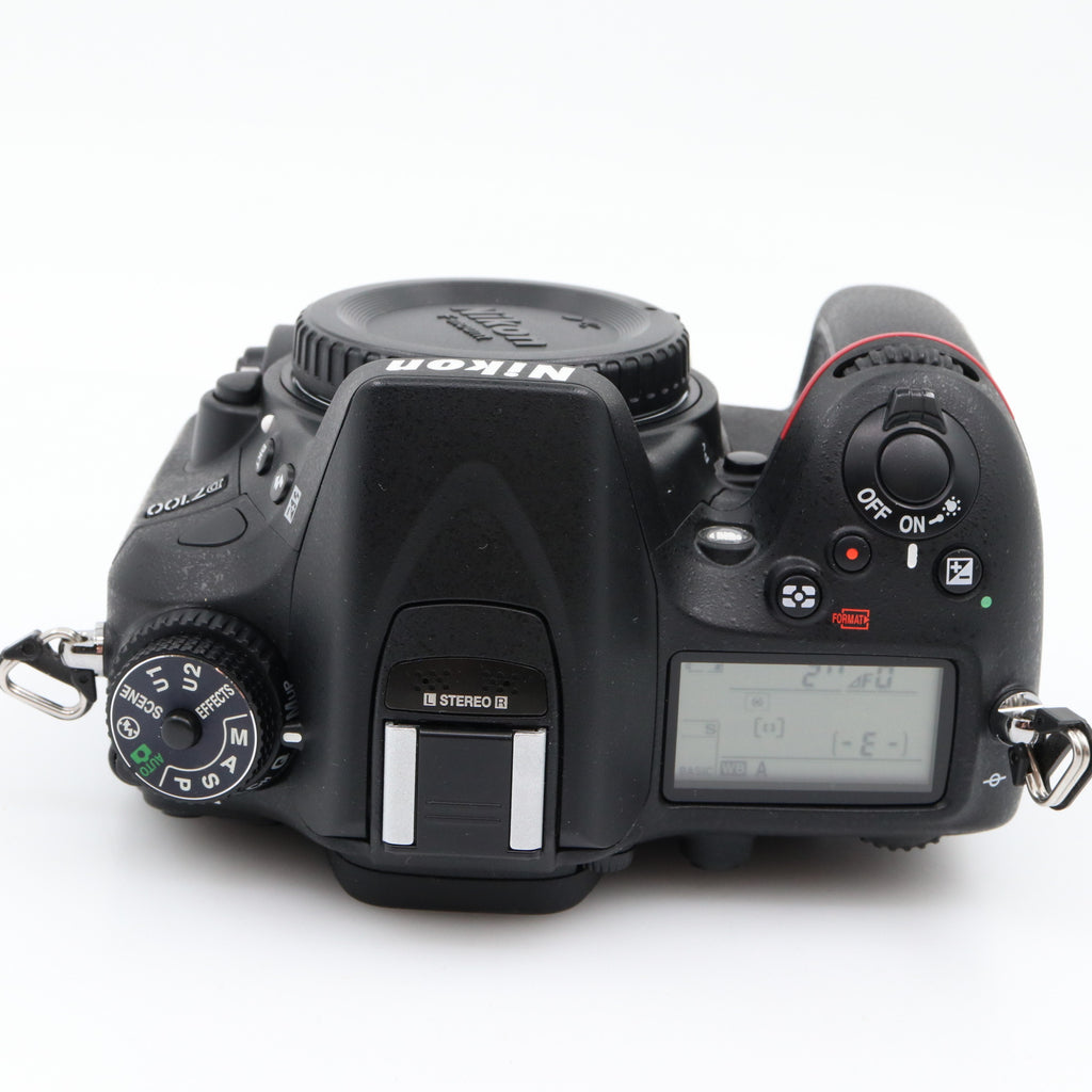 Nikon D7100 body used