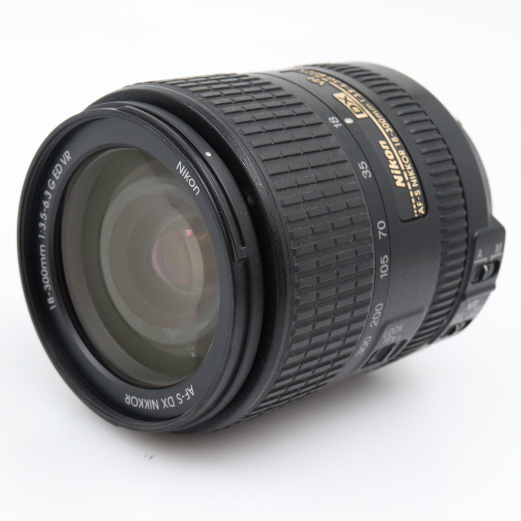 Nikon AF-S 18-300mm f/3.5-6.3G ED VR DX used